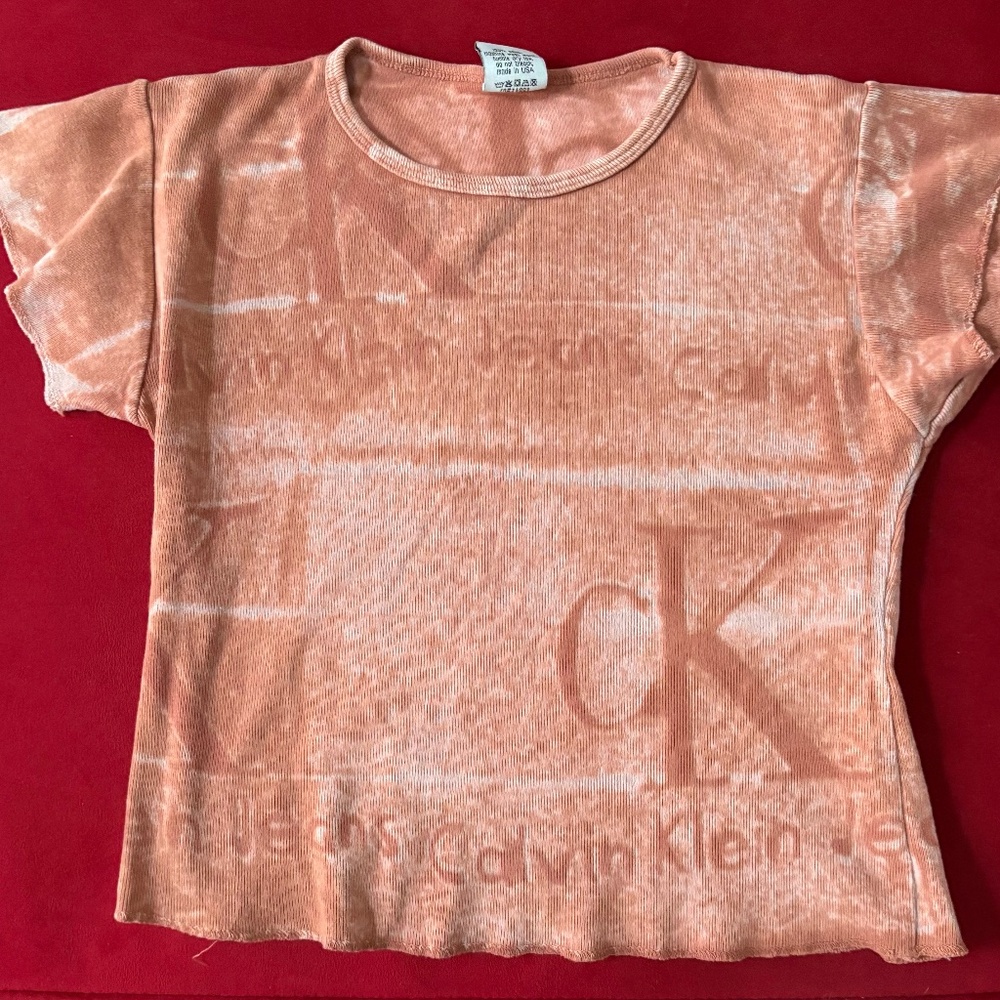 Vintage Calvin Klein Crop t-shirt